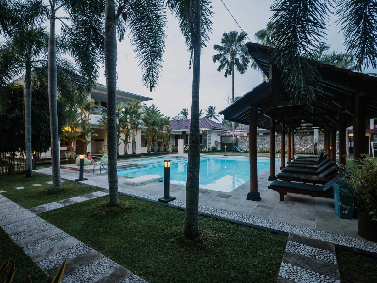 Sunrise Resort Batukaras Exterior foto